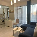 Luca Apart Solid Residence Mamaia